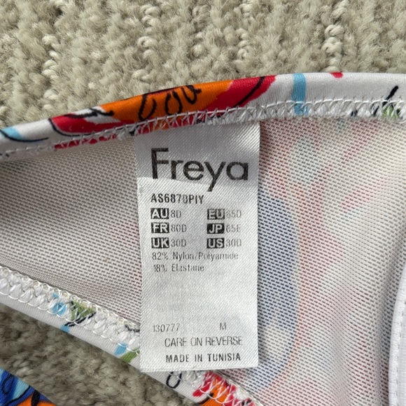 FREYA ROCOCO PAISLEY CONVERTIBLE BIKINI set XS bottom and 30D top - Picture 7 of 11